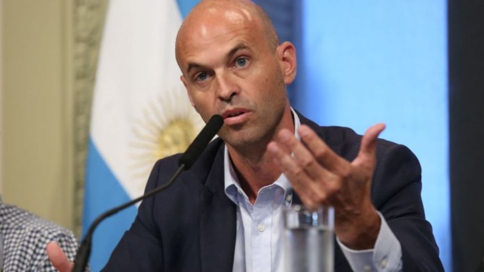 Guillermo Dietrich cruzó a su padre por criticar al gobierno