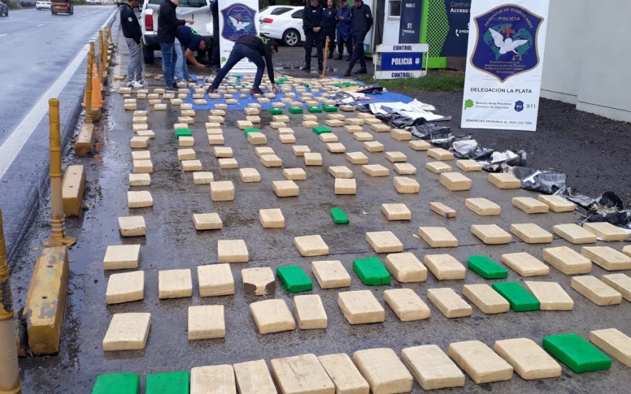 Secuestraron media tonelada de marihuana en la entrada a La Plata