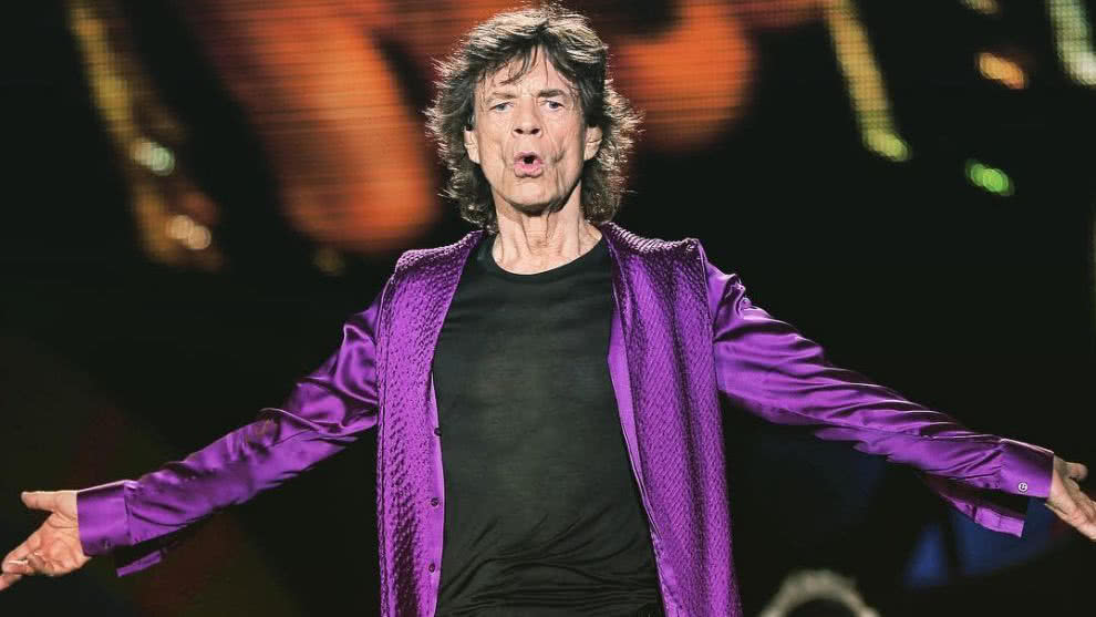 Mick Jagger se recupera de su operación de corazón