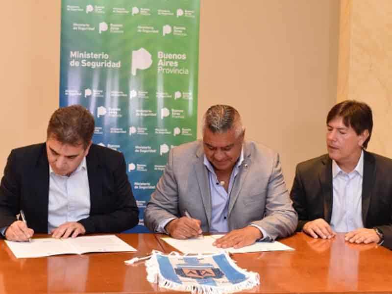 La AFA y Buenos Aires acordaron implementar un registro para asistir a la cancha