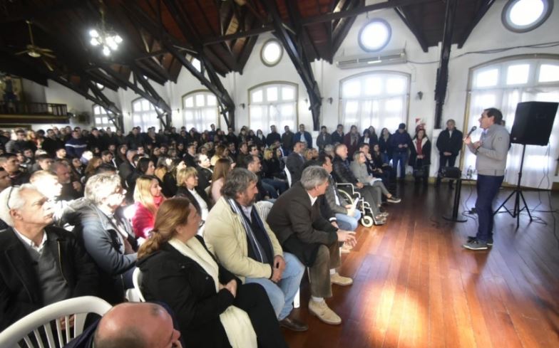 Tras las elecciones, comienzan a sonar nuevos nombres en el gabinete de Garro