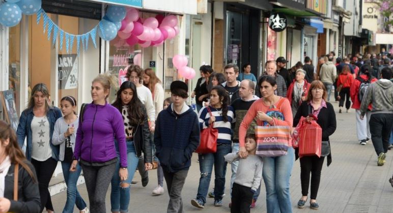 Se viene un fin de semana de descuentos en los locales comerciales de La Plata