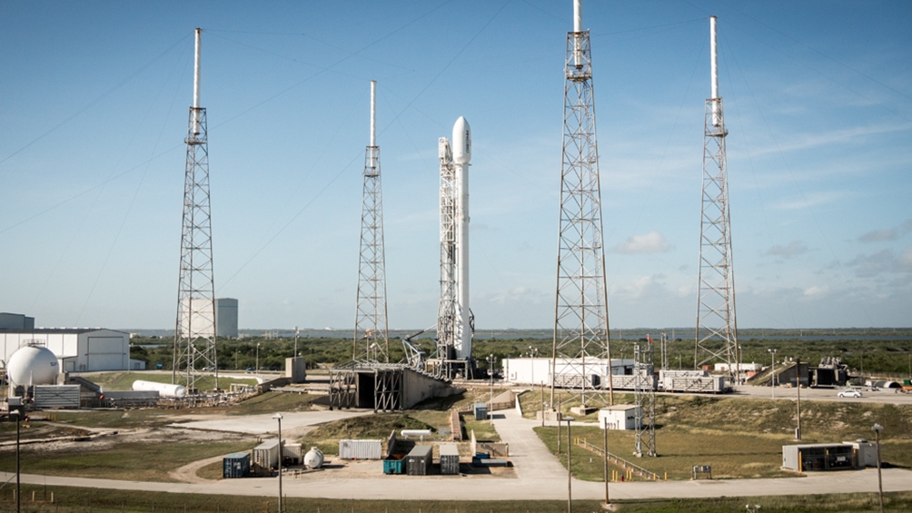 Postergan el lanzamiento de nave de SpaceX con astronautas de la Nasa a bordo