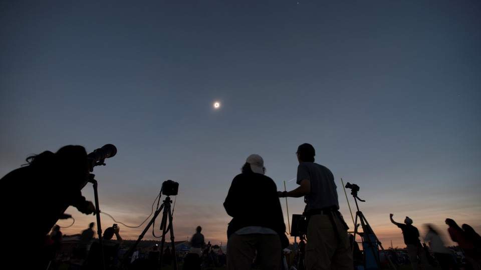 Eclipse total de sol: cómo y dónde podrá verse