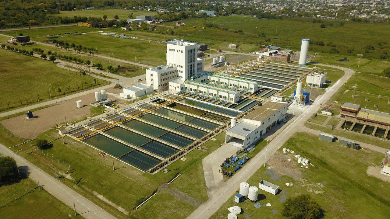 Baja presión de agua en La Plata y Ensenada por trabajos en planta potabilizadora