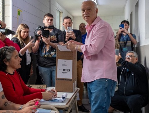 Néstor Grindetti, el candidato a gobernador bonaerense de JxC emitió su voto y denunció que «aparecieron boletas de las PASO en las urnas»