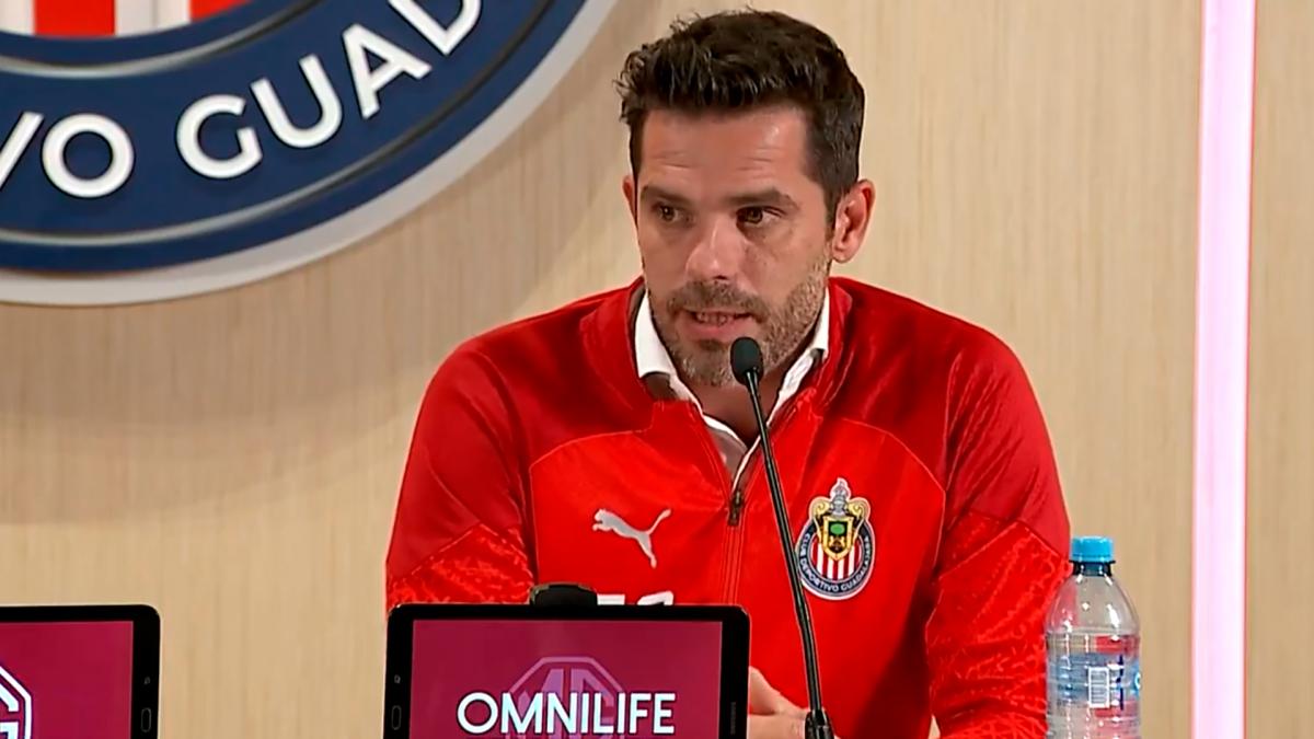 Fernando Gago fue oficializado como nuevo entrenador de Chivas de Guadalajara