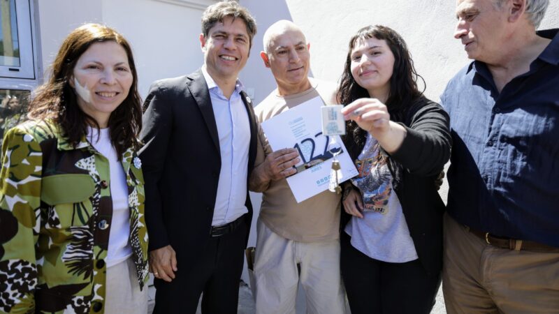 Kicillof entregó viviendas en Chascomús y celebró el Día de la Amistad Argentino-Brasileña