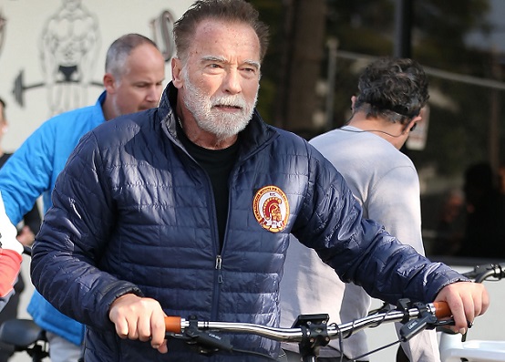 EEUU: Arnold Schwarzenegger donó $1 millón de dólares para víctimas de incendios en California