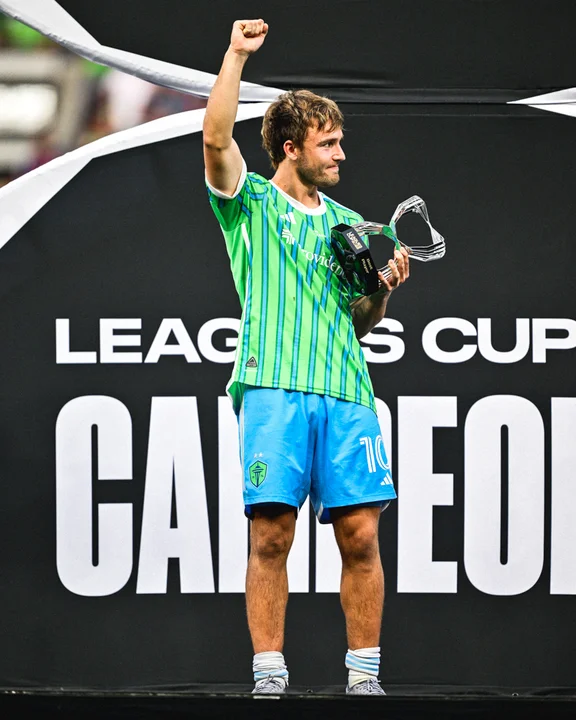 Pedro De la Vega explicó su cruce con Messi y De Paul en la final de la Leagues Cup