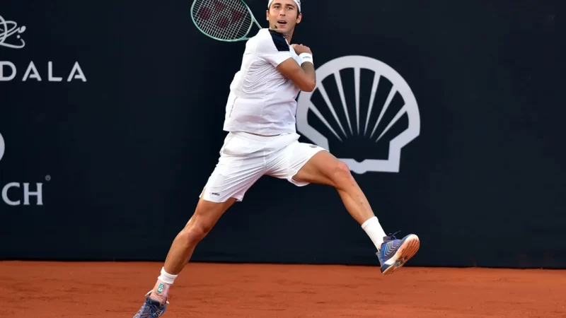 Etcheverry está en cuartos de final del ATP de Rio