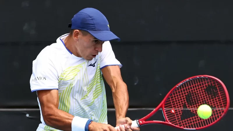 Báez perdió con Medvedev y ya no quedan argentinos en Indian Wells