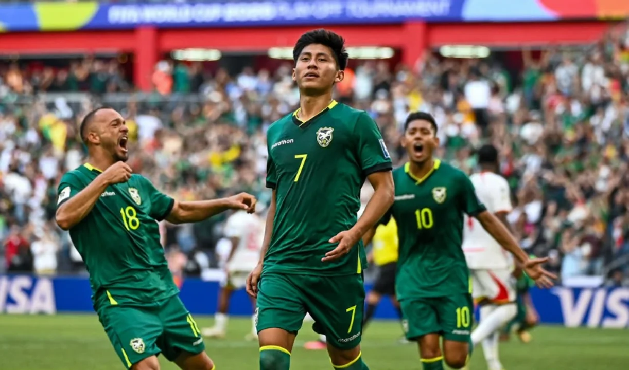 Bolivia derrotó a Surinam y sueña con el Mundial