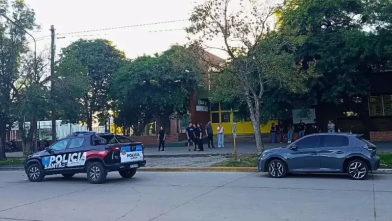 Un alumno mató a un compañero de 13 años con una escopeta en una escuela de Santa Fe