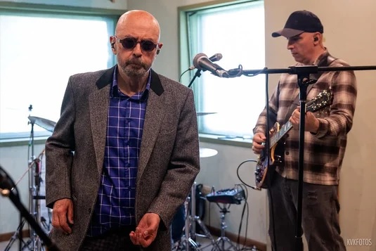 24M | El Indio Solari convocó a la «Vigilia por la Identidad“ en Plaza de Mayo a 50 años del golpe de estado cívico militar del ’76