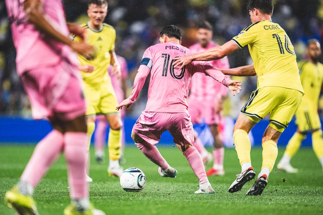 Messi alcanzó los 900 goles en su carrera profesional