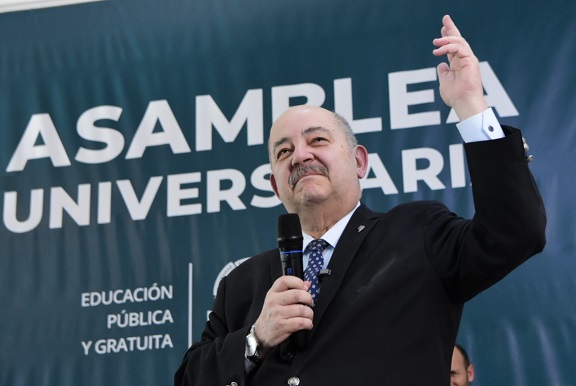 Histórico: Tauber fue proclamado presidente de la UNLP con el 100 % de los votos de la Asamblea Universitaria