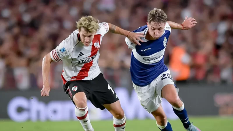 Gimnasia enfrenta a River en el Monumental