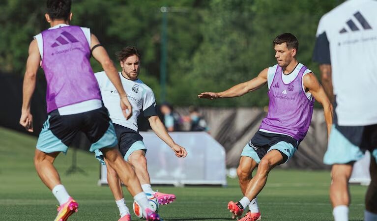 Scaloni probó un once para jugar ante Honduras