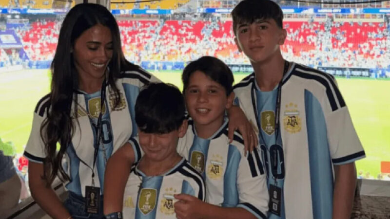 Antonela Roccuzzo tras la noche perfecta de Messi ante Argelia