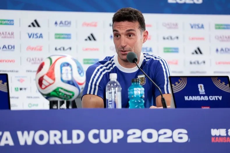 Scaloni : «No hay palabras, todo lo que diga  de Messi está de más»