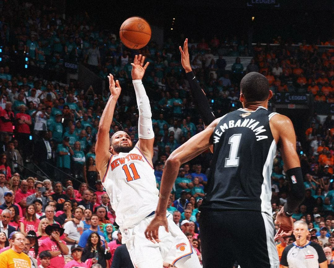 New York derrotó en el  juego 4 de las Finales a San Antonio Spurs