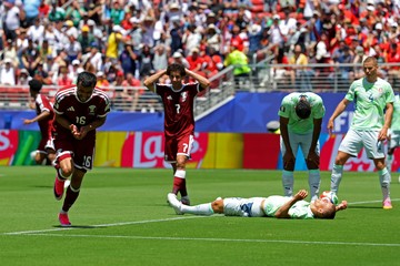 Qatar empató en el final  ante Suiza