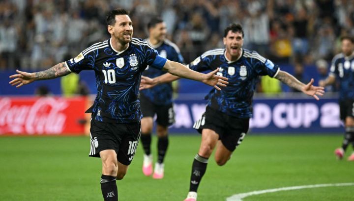 Argentina ante Inglaterra jugará con la camiseta alternativa
