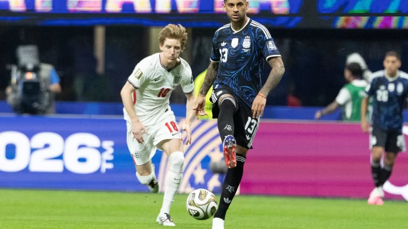 Cuti Romero : “ Cuando me retire espero no ser tan estúpido como Gary Neville”