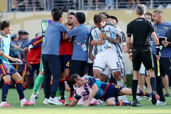 La FIFA sancionó a la Selección argentina tras la final del mundo