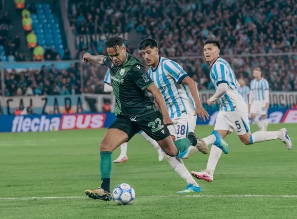 Racing perdió con Banfield en Avellaneda