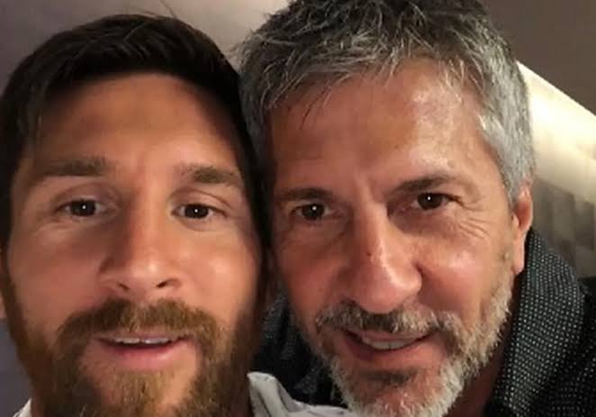 Lionel Messi vuela hacia Rosario para despedir a su padre