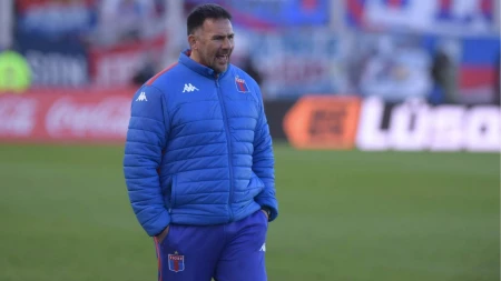 Dabove renunció como DT de Tigre