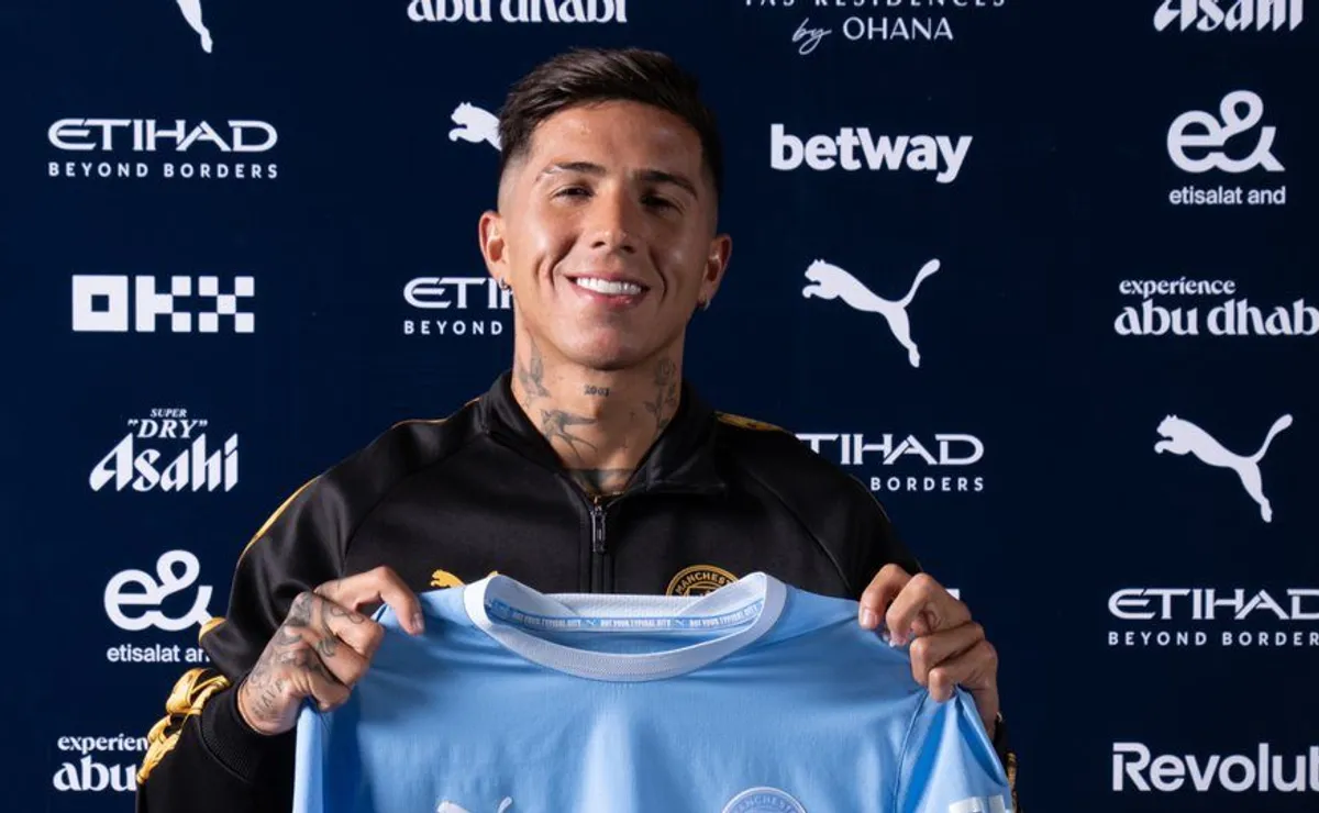 Enzo Fernández fue presentado en el Manchester City