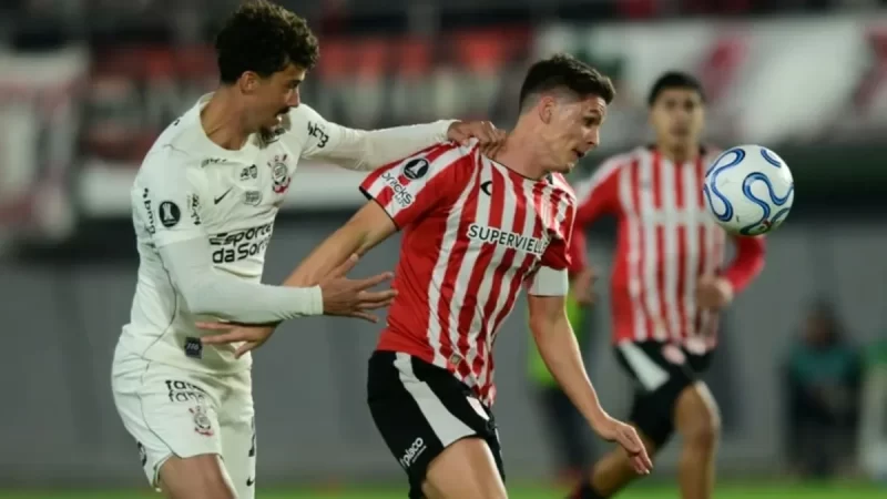 Estudiantes igualó con Corinthians por los cuartos de ida de la  Libertadores