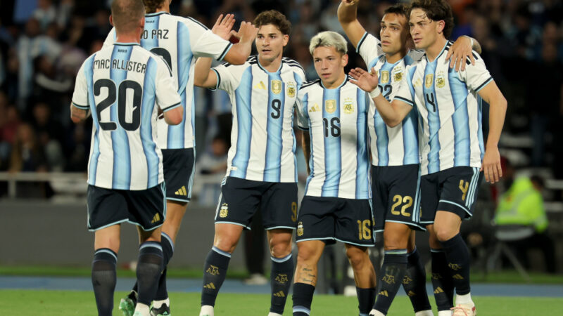 Argentina goleó a Bolivia