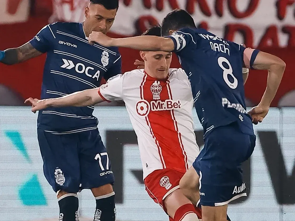 Gimnasia le ganó a Huracán