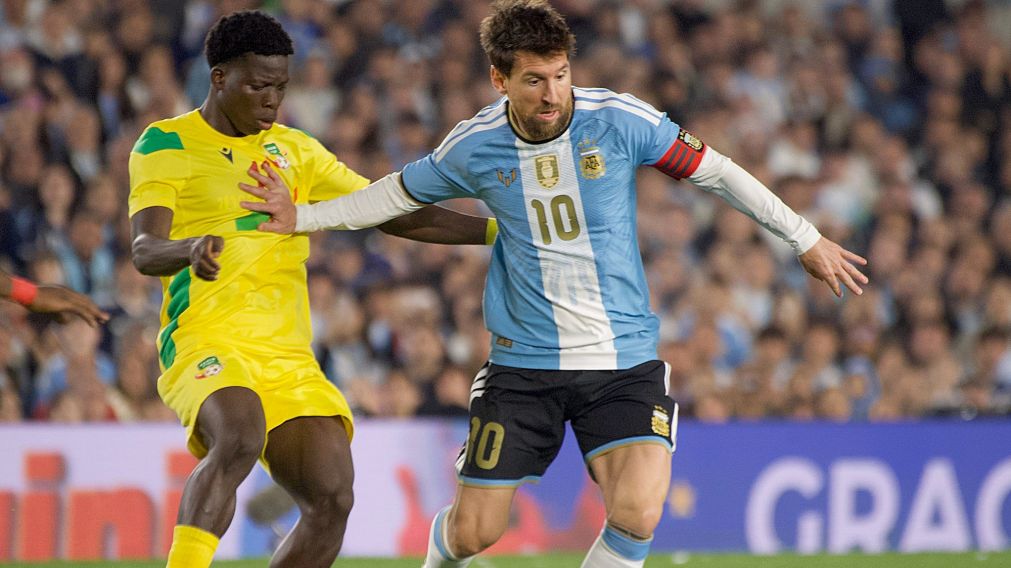La Selección goleó a Benín en la despedida de Messi