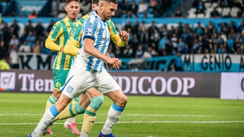 Aldosivi cayó ante Racing en Avellaneda y perdió la categoría